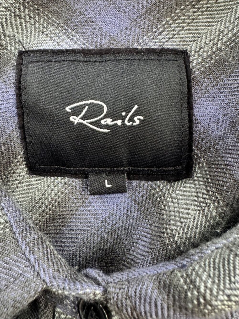 Rails Hunter Plaid Button Up Shirt Sz L Blue Green Rayon Drapey Lightweight - Picture 8 of 9